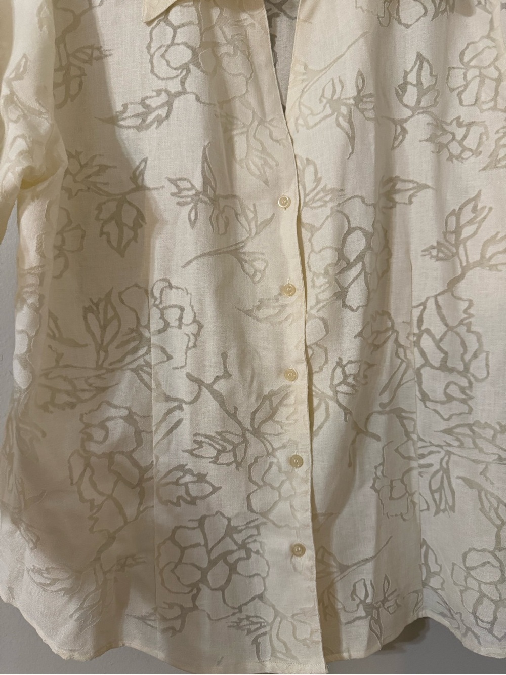 Harve Benard Linen Blend Floral Button Up Blouse 1X Cream Sheer - Picture 2 of 5